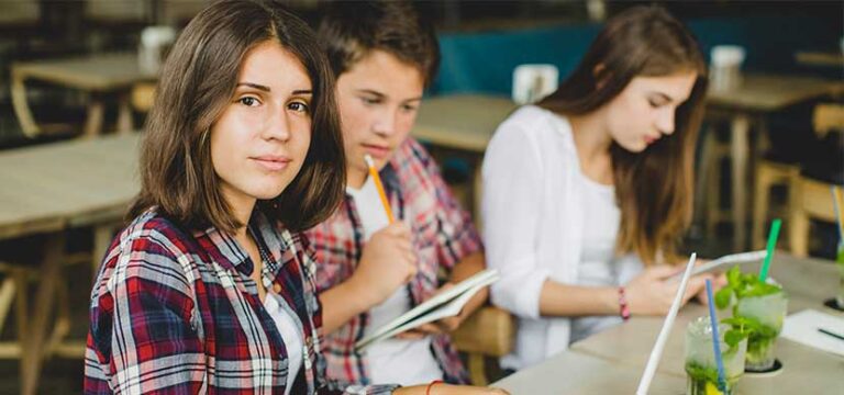 How easy is it to switching careers to accountancy | Mont Rose College