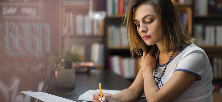 Level 3 Certificate in Assessing Vocational Achievement | Mont Rose College