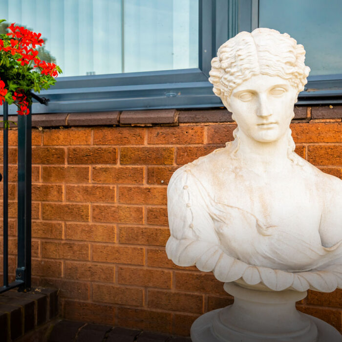 Teachers and Lecturers | Mont Rose College