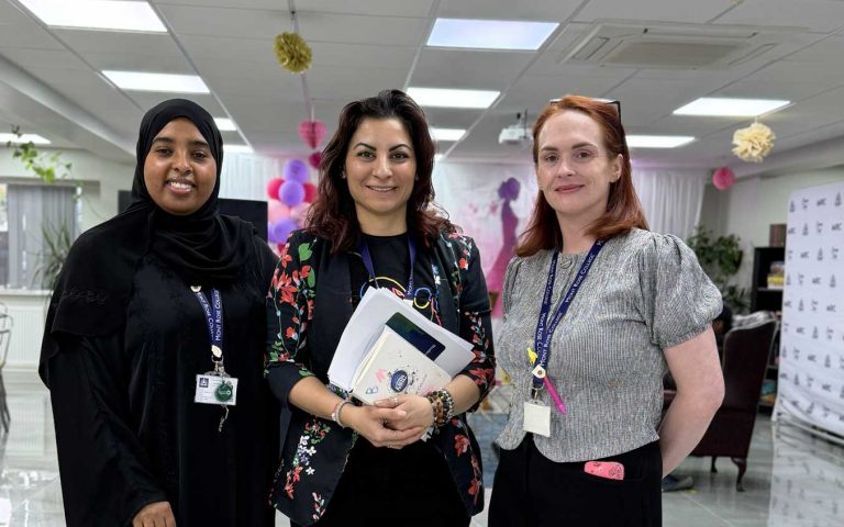 Bringing Support Together: Student Caf&eacute; at Mont Rose House